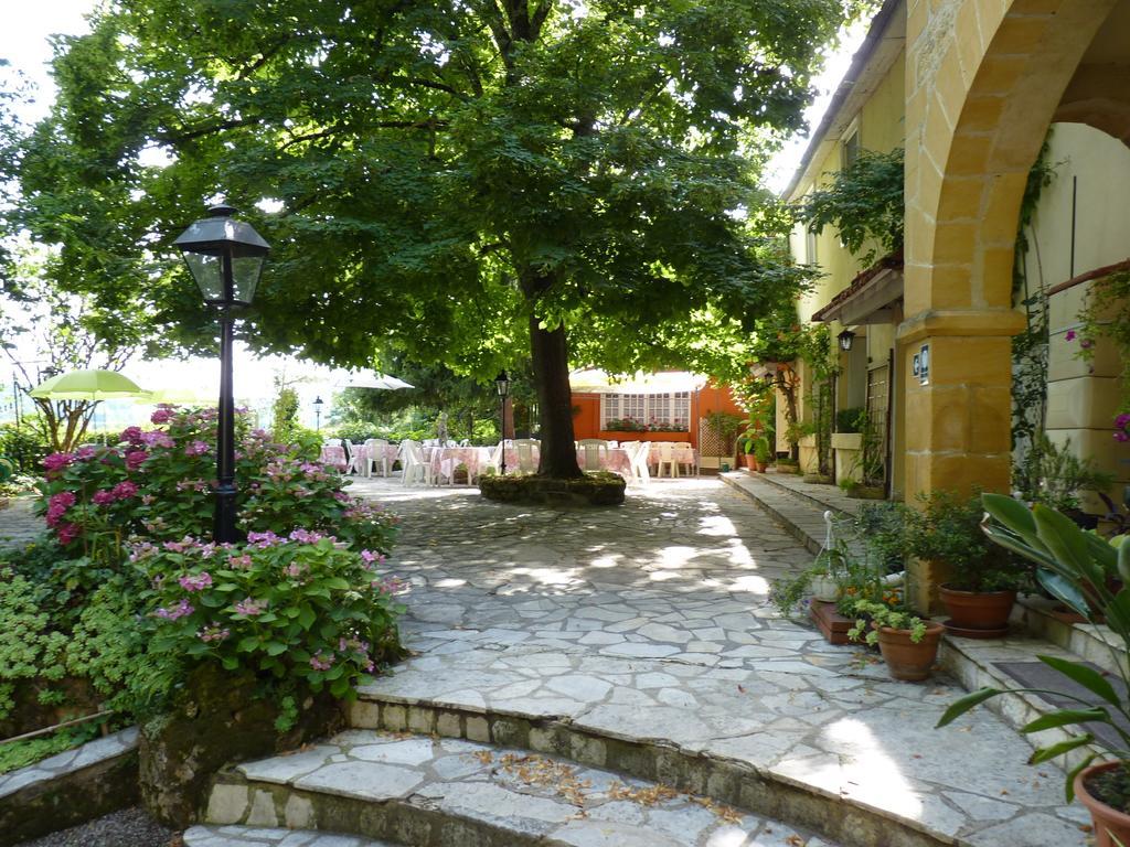 Hotel Le Petit Chaperon Rouge Coux-et-Bigaroque-Mouzens Zewnętrze zdjęcie